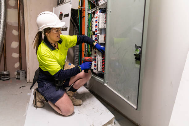 Best Electrical Contractors for Businesses  in Fulton, IL